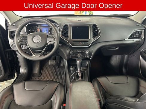 Used 2022 Jeep Cherokee Trailhawk w/ Comfort/Convenience Group image 8