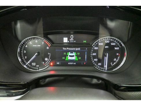 Certified 2023 Cadillac XT5 Premium Luxury image 13