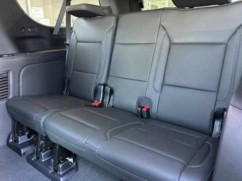 New 2026 GMC Yukon XL Denali w/ Sun & Power Step Package AWD/4WD image 16