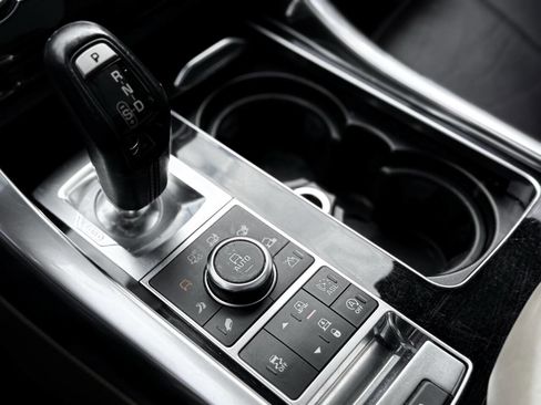 Used 2015 Land Rover Range Rover Sport Autobiography image 32
