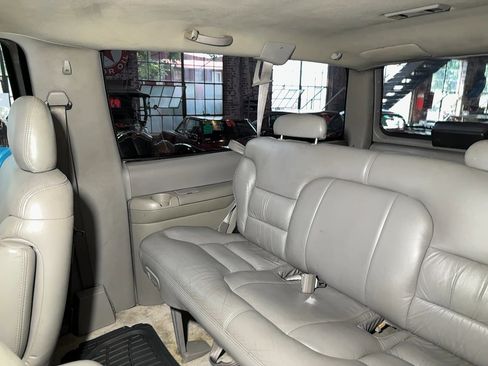 Used 1995 GMC Yukon SLE image 57