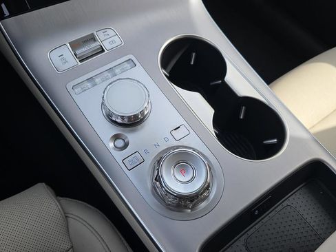 New 2026 Genesis GV70 2.5T Select w/ G1 Accessory Package image 10