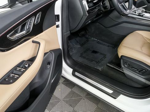 Used 2023 Audi Q7 2.0T Premium Plus w/ Premium Plus Package image 8