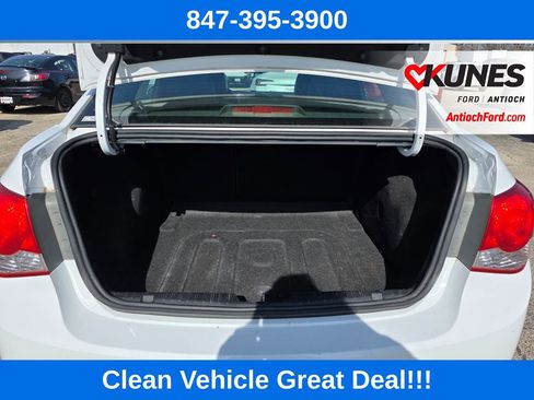 Used 2011 Chevrolet Cruze LT image 21