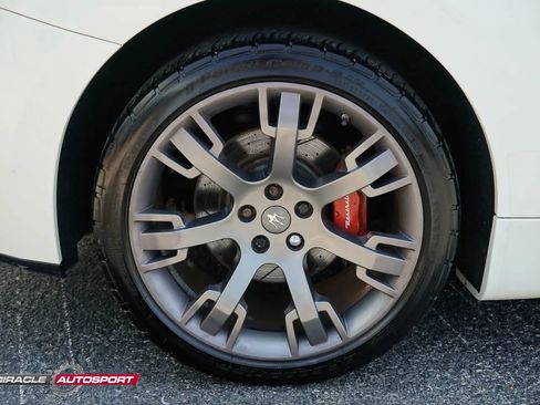 Used 2017 Maserati GranTurismo Sport RWD image 11
