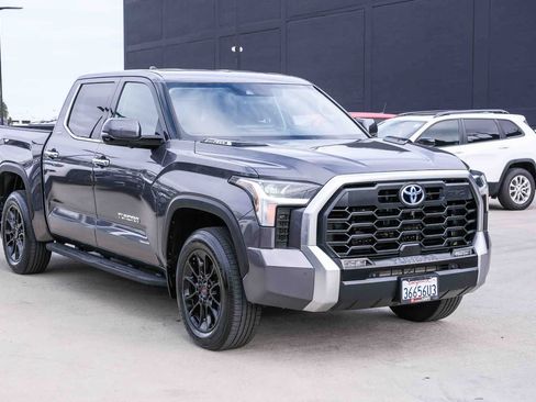 Used 2023 Toyota Tundra Limited w/ TRD Off-Road Package AWD/4WD image 3