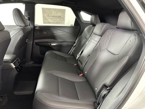New 2026 Lexus RX 450h AWD image 17