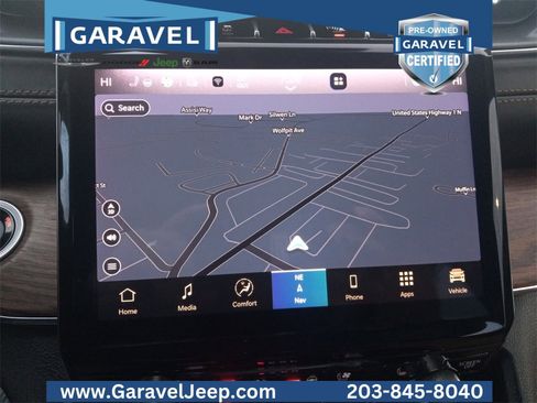 Used 2023 Jeep Grand Cherokee L Summit w/ Luxury Tech Group V image 23