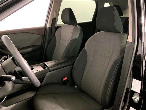 Used 2023 Nissan Rogue SV image 22