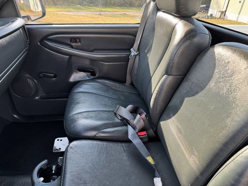 Used 2002 Chevrolet Silverado 1500 2WD Regular Cab image 7