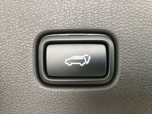 Used 2024 Kia Sportage X-Line w/ X-Line Premium Package AWD/4WD image 31