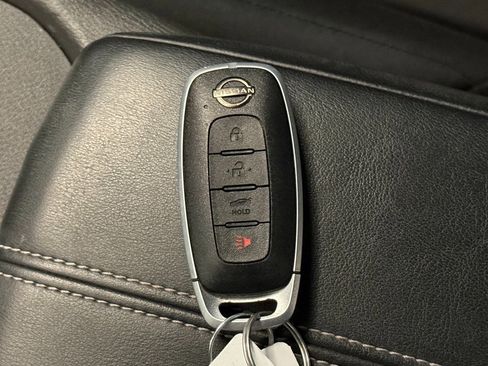 Used 2025 Nissan Sentra S image 18