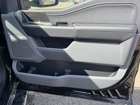 New 2025 Ford F150 Lariat w/ Equipment Group 502A High image 16