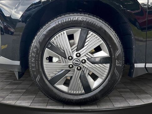 Certified 2025 Nissan Murano SL image 10