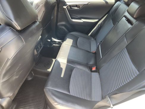 Used 2022 Toyota RAV4 XSE w/ XSE Grade Weather Package AWD/4WD image 10