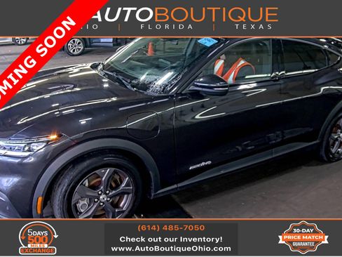 Used 2022 Ford Mustang Mach-E Select image 1