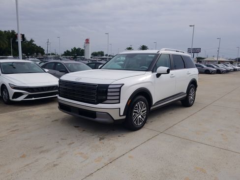 New 2026 Hyundai Palisade SEL FWD image 3