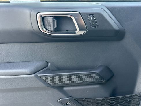 New 2025 Ford Bronco Badlands image 10