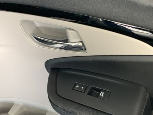 Used 2016 Honda Pilot Elite image 39