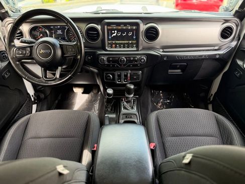 Used 2021 Jeep Wrangler Sport image 40