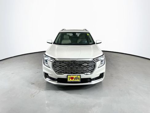 Used 2023 GMC Terrain Denali w/ LPO, Floor Liner Package AWD/4WD image 4