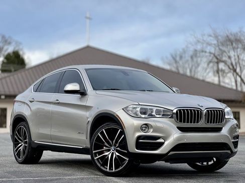 Used 2015 BMW X6 xDrive50i image 3