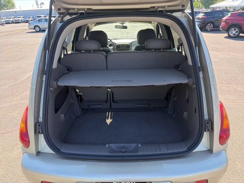 Used 2005 Chrysler PT Cruiser Limited FWD image 10