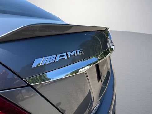 Used 2018 Mercedes-Benz E 63 AMG S image 44
