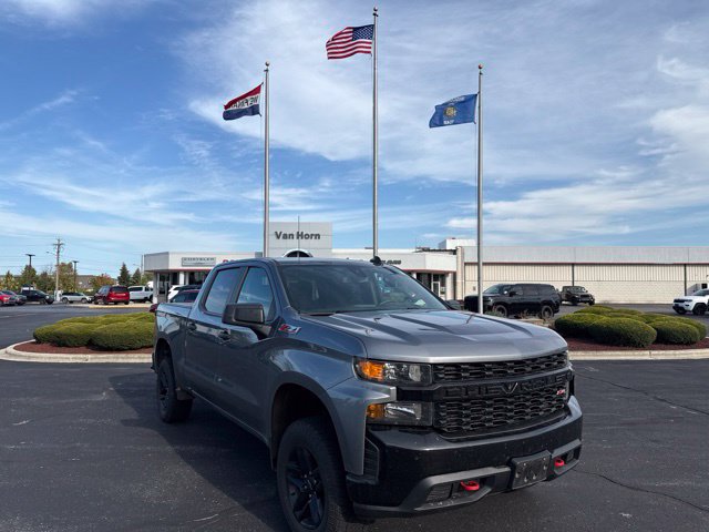 Used 2021 Chevrolet Silverado 1500 Custom Trail Boss w/ Safety Confidence Package AWD/4WD image 1