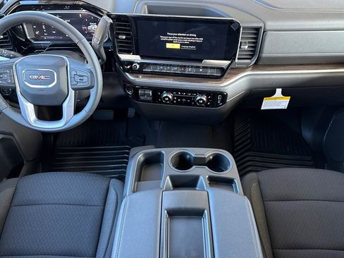 New 2026 GMC Sierra 1500 Elevation image 14