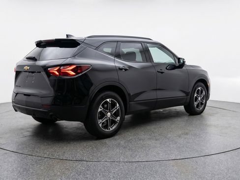 Used 2025 Chevrolet Blazer LT FWD image 9