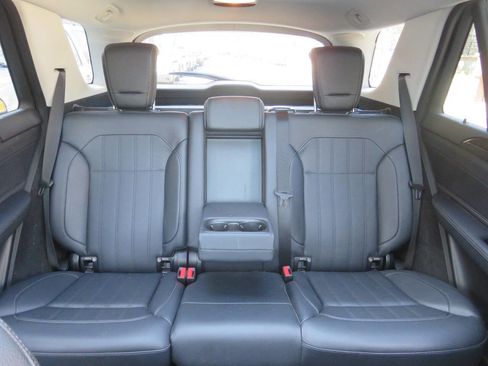 Used 2018 Mercedes-Benz GLE 350 4MATIC image 23