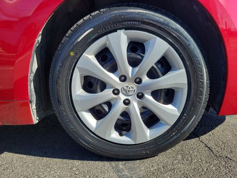 Certified 2022 Toyota Corolla LE image 6