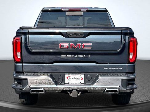 Used 2019 GMC Sierra 1500 SLT w/ SLT Premium Package AWD/4WD image 4