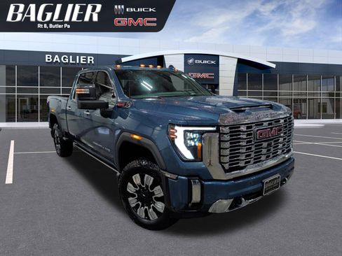 Used 2024 GMC Sierra 2500 Denali w/ Denali Reserve Package image 1