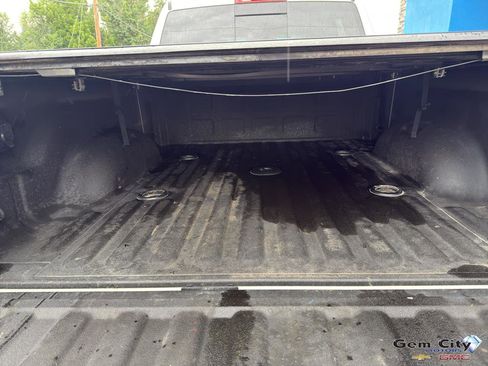 Used 2018 RAM 2500 Laramie image 9