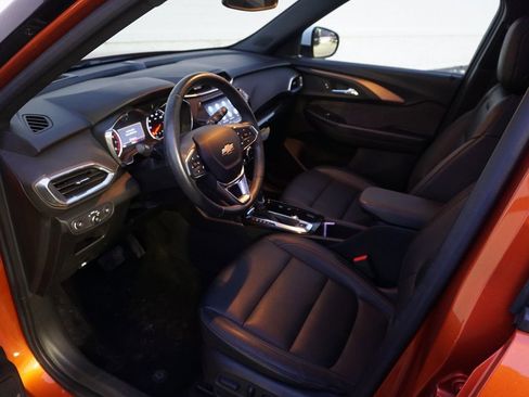 Certified 2023 Chevrolet TrailBlazer ACTIV w/ Sun and Liftgate Package image 9