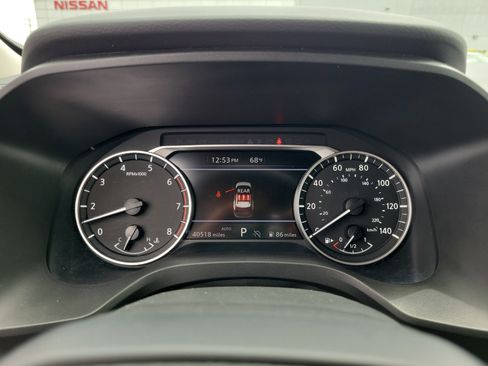 Used 2025 Nissan Rogue SV AWD/4WD image 24