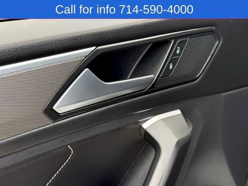 Used 2023 Volkswagen Tiguan SE R-Line FWD image 11