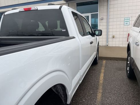 Used 2021 Ford F150 XLT image 14
