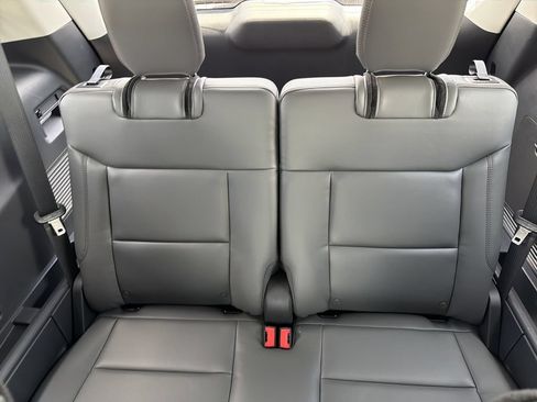 New 2026 Ford Explorer Active w/ Active Comfort Package RWD image 14