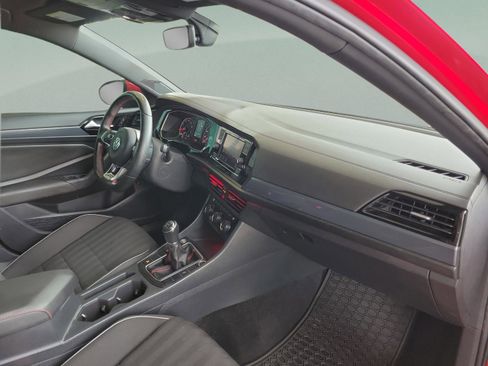 Used 2019 Volkswagen Jetta GLI image 9