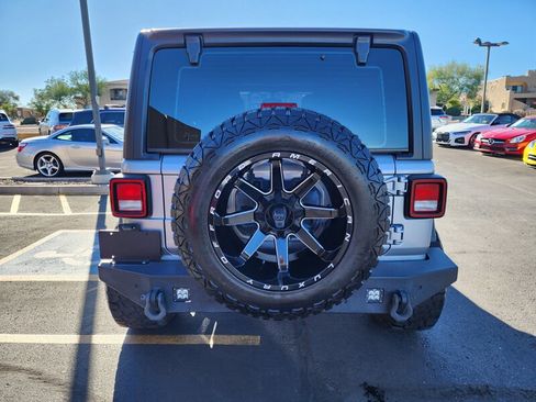 Used 2020 Jeep Wrangler Unlimited Sport image 4