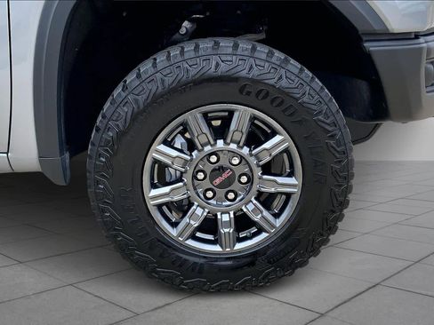 Used 2026 GMC Sierra 1500 AT4X image 12