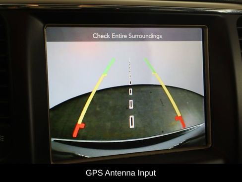 Used 2017 Jeep Grand Cherokee Limited w/ Luxury Group II image 7