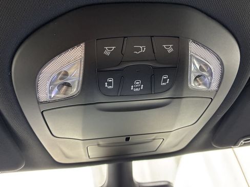 New 2026 Chrysler Voyager LX FWD image 20