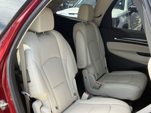 Used 2024 Buick Enclave Essence w/ Sport Touring Edition image 32