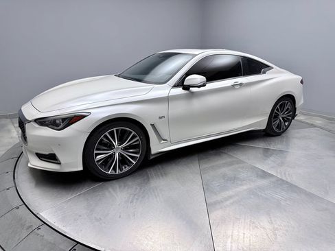 Used 2019 INFINITI Q60 3.0t Luxe w/ Essential Package AWD/4WD image 1