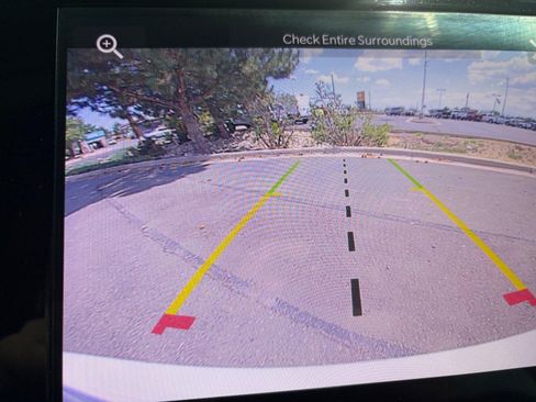 Used 2024 Jeep Grand Cherokee Altitude AWD/4WD image 16