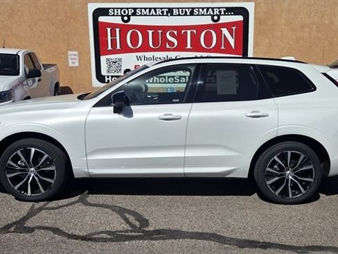 Used 2023 Volvo XC60 B5 Ultimate w/ Climate Package AWD/4WD image 1